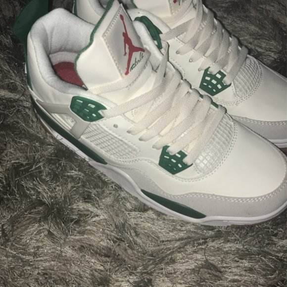 AIR JORDAN 4 RETRO SB PINE GREEN - Picture 2 of 7